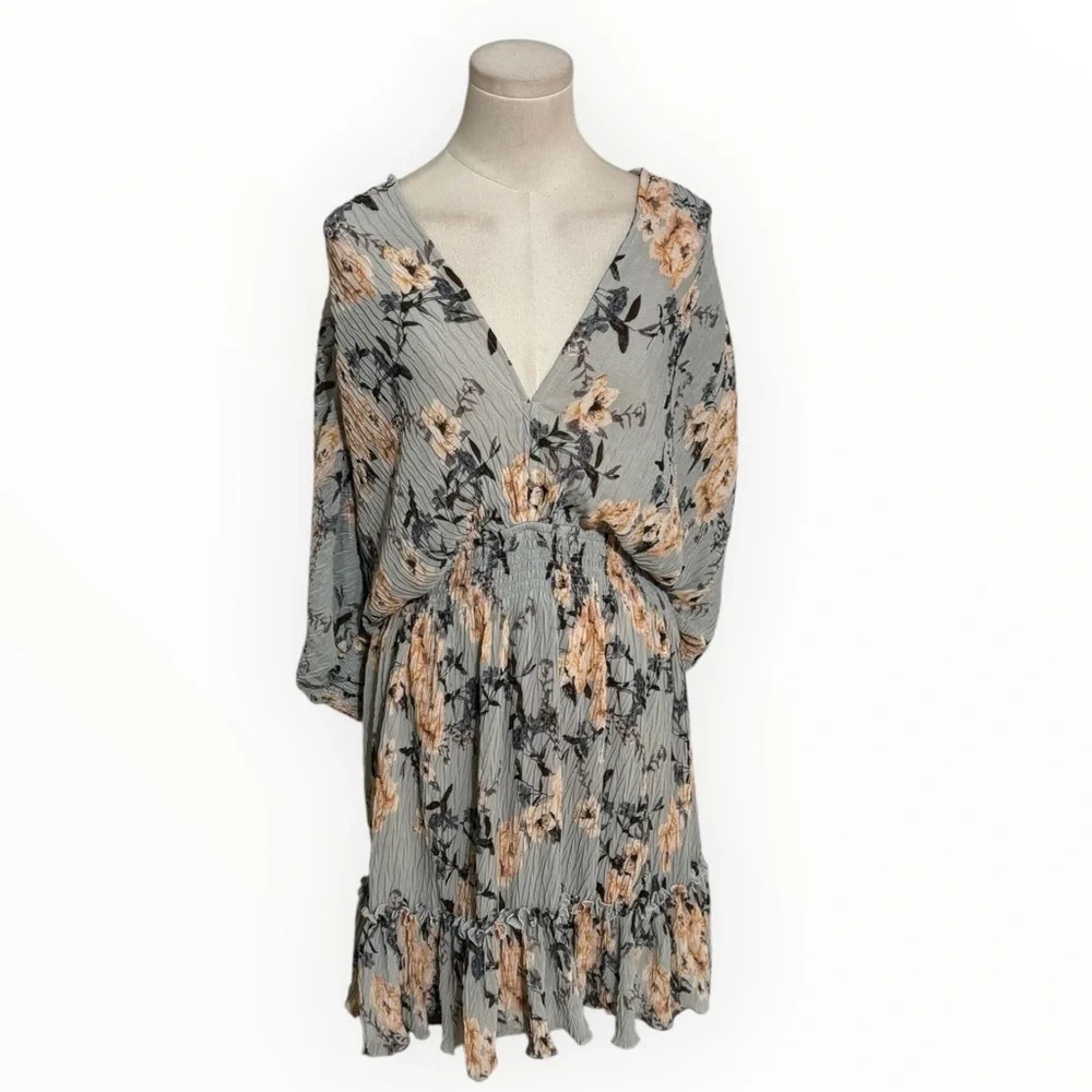LOVESTITCH Floral Mini Dress V Neck Back Ruched Waist Garden Party Blue Pink M - Picture 2 of 8